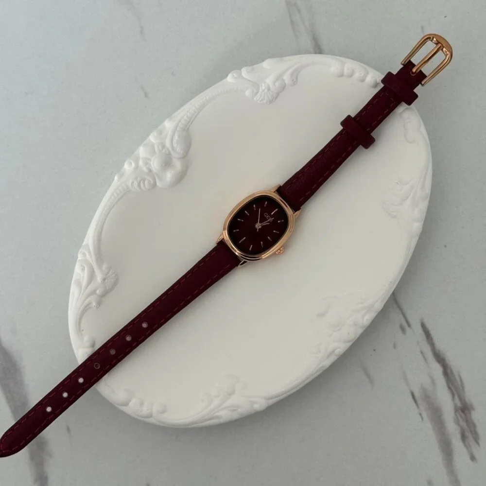 Sku0444 Retro Gold‎ Red Women Fashion Oval Watch Stainless steel + gift bag